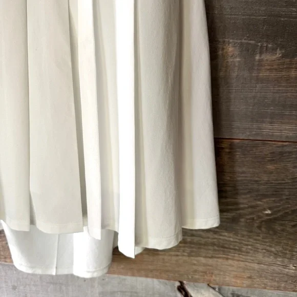 Vuori Womens Set Dress XL White Tennis Prep Pickleball Shorts Cutout Stretch Mod - Picture 8 of 15